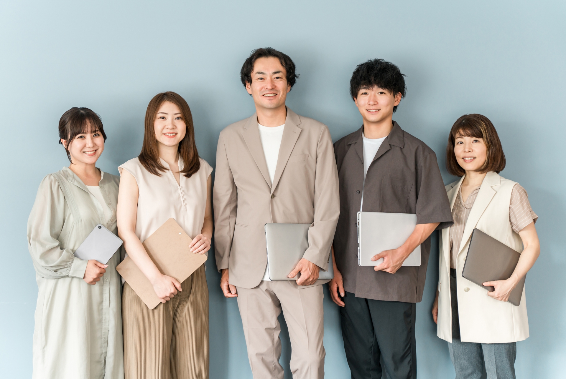 週休3日制エンジニアの給料体系を説明する資料